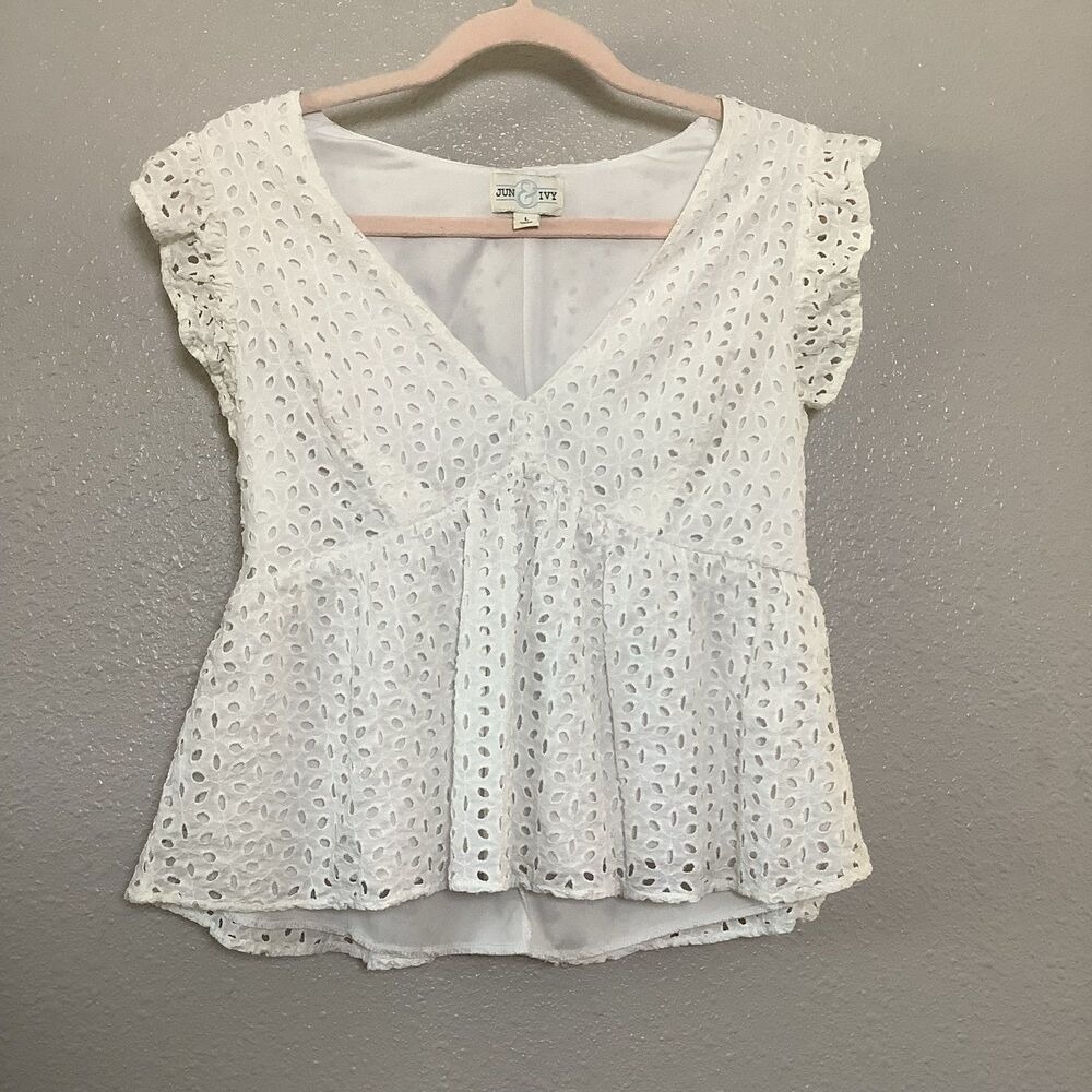 White Eyelet Lace Top L Cottagecore Feminine Dainty Ruffle Babydoll Boho Chic